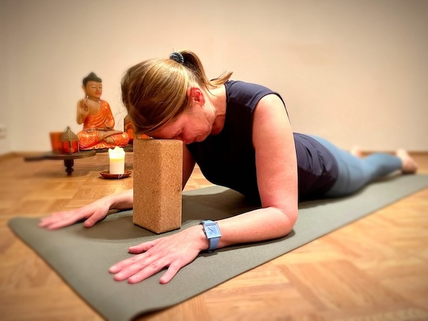 Yin Yoga in Braunschweig Yogaschule SOLIS